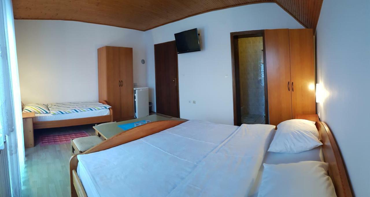 House Anamarija Hotel Seliste Dreznicko Bagian luar foto